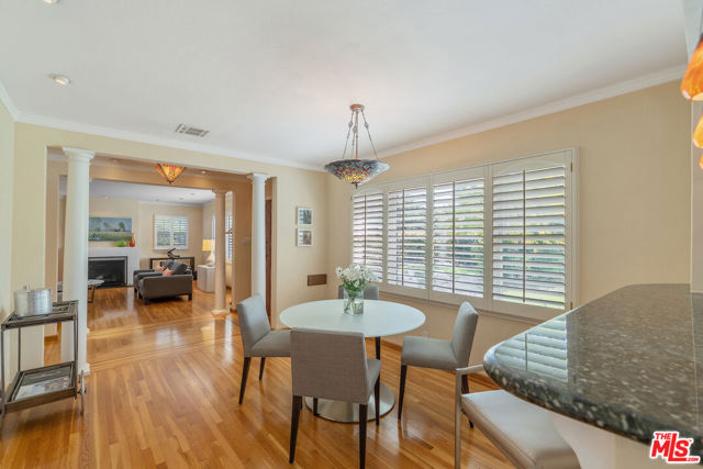 1003 S Los Robles Avenue, Pasadena CA: https://media.crmls.org/mediaz/0e10aad0-8f2c-4df9-8a0b-37004d11f9fd.jpg