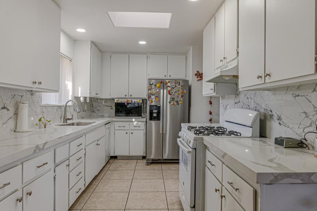 MLS #219137384DA image #3