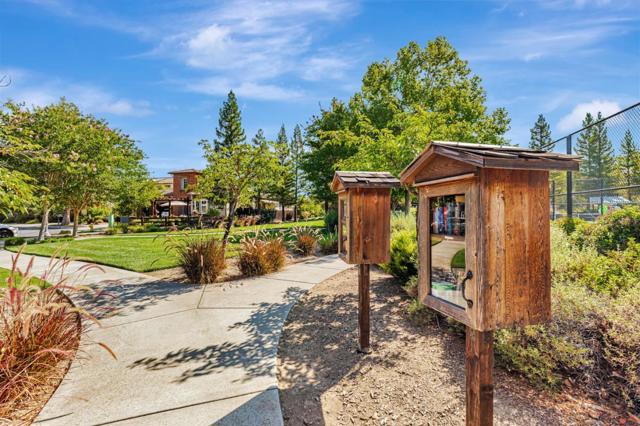 7473 Hoylake Court, Gilroy CA: https://media.crmls.org/mediaz/0e129727-59d5-4d64-82a7-a2a24f800587.jpg