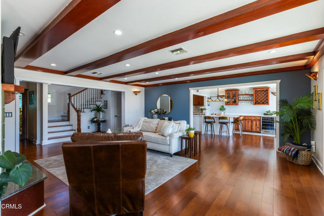 3626 Saint Elizabeth Road, Glendale CA: https://media.crmls.org/mediaz/0e1345ec-aae9-4a18-8f6f-4efd99b39e45.jpg