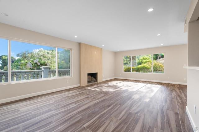 Image 17 of 33 For 5122 Edgeworth