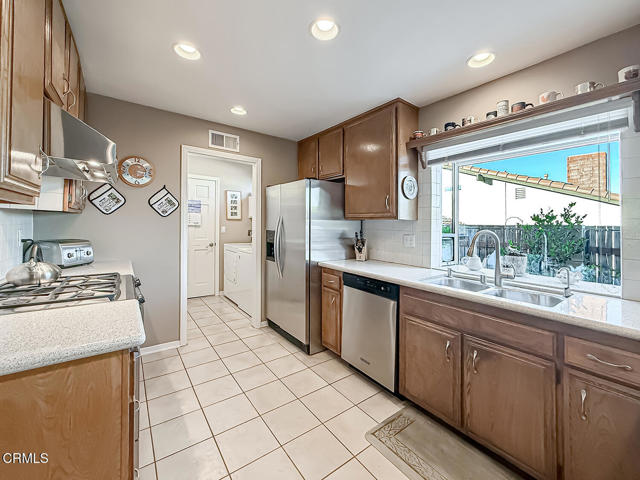 Detail Gallery Image 14 of 47 For 224 Marjori Ave, Thousand Oaks,  CA 91320 - 3 Beds | 2 Baths