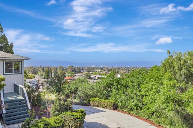 3449 Suncrest Avenue, San Jose CA: https://media.crmls.org/mediaz/0e155ca6-f431-48eb-8ac5-421513704246.jpg