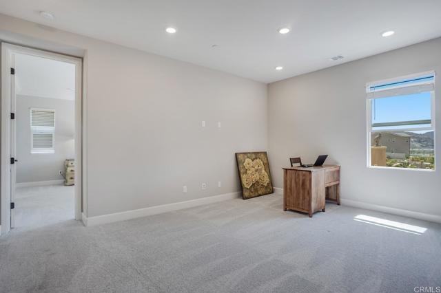 2964 Hayloft Place, Escondido CA: https://media.crmls.org/mediaz/0e16ebdf-d543-4205-b86f-dd899604c653.jpg