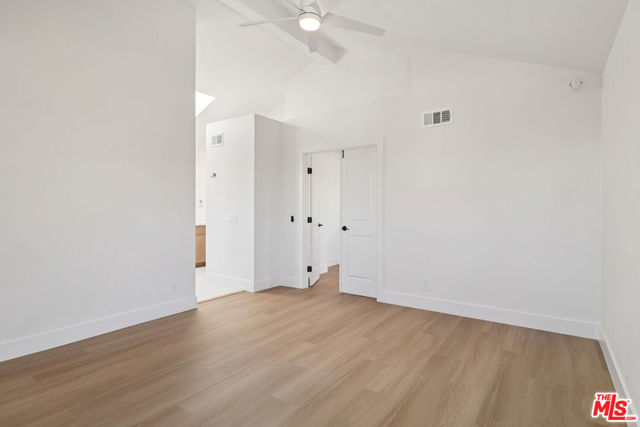 27598 Paseo Sonata, San Juan Capistrano CA: https://media.crmls.org/mediaz/0e17d5c3-1ba4-40da-a3d7-ca0b56fddb6a.jpg