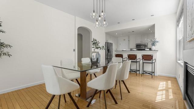 1550 Redwood Court, Mountain View CA: https://media.crmls.org/mediaz/0e1909ae-2b25-4368-aca5-966114191285.jpg