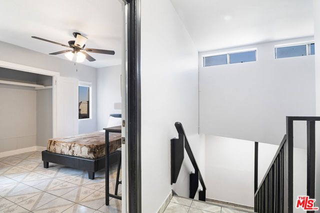930 Fraser Avenue, Los Angeles CA: https://media.crmls.org/mediaz/0e19c226-710f-41a4-9c05-2dd488b8ba2a.jpg