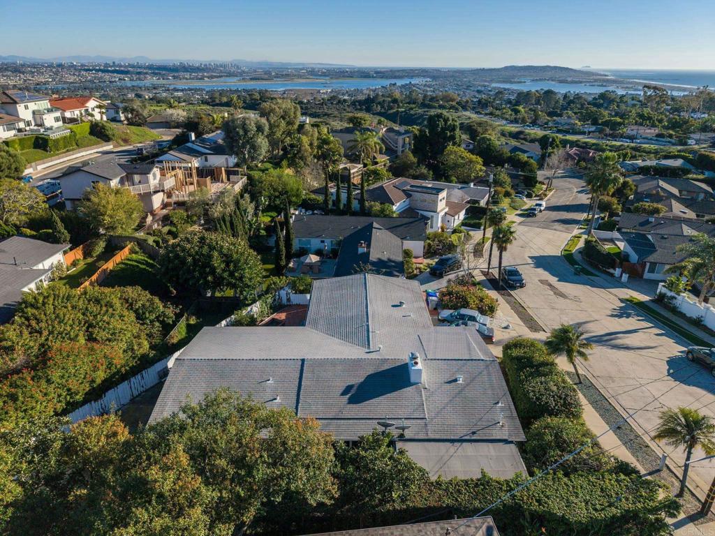 5455 Parkview Dr - photo 8