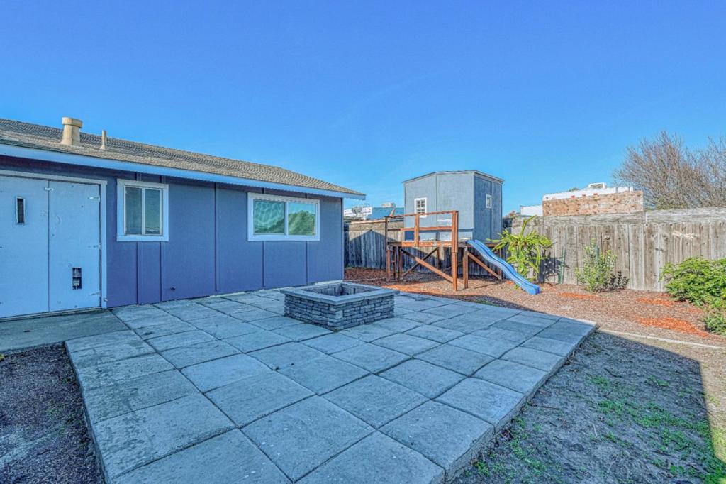 0E1A56B6 F56D 4939 9211 D9Bd5359C512 326 Addington Lane #C, Salinas, Ca 93907 &Lt;Span Style='BackgroundColor:transparent;Padding:0Px;'&Gt; &Lt;Small&Gt; &Lt;I&Gt; &Lt;/I&Gt; &Lt;/Small&Gt;&Lt;/Span&Gt;