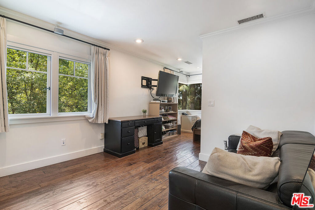MLS #26913493 image #23