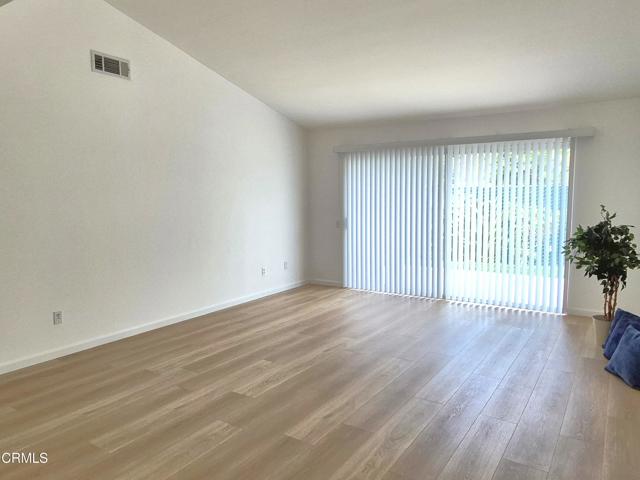 Detail Gallery Image 6 of 55 For 3225 Village 3, Camarillo,  CA 93012 - 2 Beds | 2 Baths