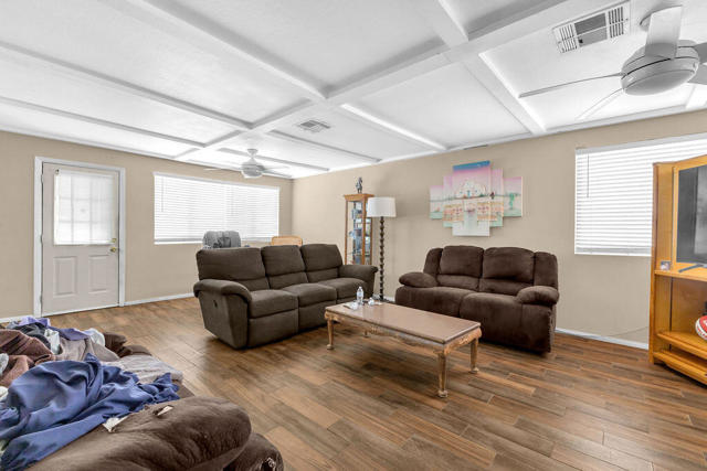28300 Desert Charm Road, Desert Hot Springs CA: https://media.crmls.org/mediaz/0e1ca025-06e2-456a-b7b5-e4a31807e895.jpg