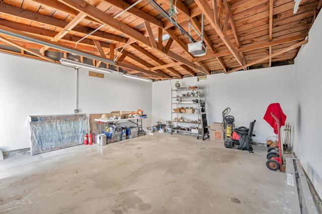 828 Hawthorne Way, Millbrae CA: https://media.crmls.org/mediaz/0e1d05b5-798a-470a-b977-66794c7e0e2b.jpg