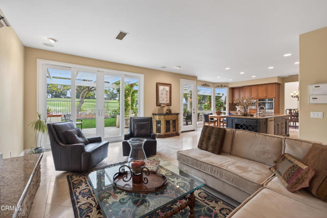 Detail Gallery Image 18 of 48 For 2830 Avenida De Autlan, Camarillo,  CA 93010 - 5 Beds | 4/1 Baths