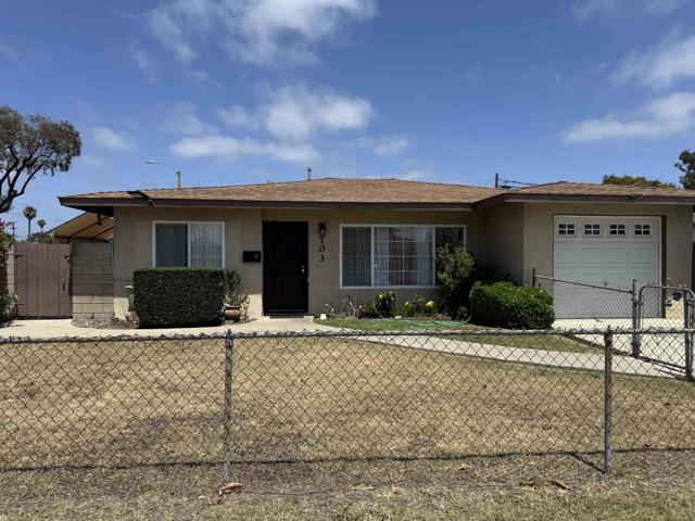 704 J Street, Chula Vista CA: https://media.crmls.org/mediaz/0e1ece19-ffa8-44da-8417-da10a5254619.jpg