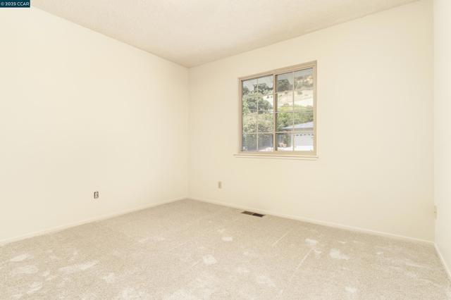 6180 HILLSIDE DRIVE, El Sobrante CA: https://media.crmls.org/mediaz/0e219111-bfdf-43c3-a506-474f1b6a8320.jpg