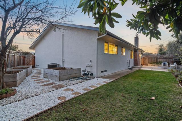 1002 Oaktree Drive, San Jose CA: https://media.crmls.org/mediaz/0e22e3b4-935e-4241-85b7-1719b8c20a06.jpg