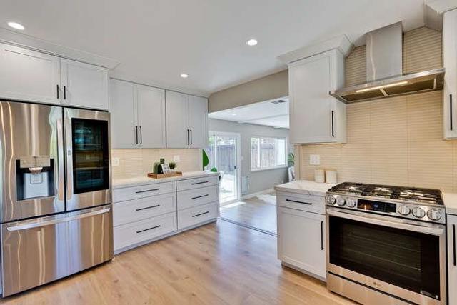 898 La Plata Plaza, Campbell CA: https://media.crmls.org/mediaz/0e23d10b-874c-466a-889a-3c02e63cf2b5.jpg
