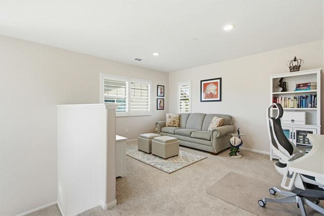 Detail Gallery Image 33 of 64 For 220 Pantaneiro Pl, Fallbrook,  CA 92028 - 3 Beds | 3 Baths