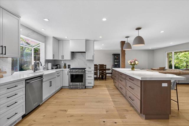 670 Roble Drive, Morgan Hill CA: https://media.crmls.org/mediaz/0e24a426-18d3-41d8-9896-43cb4443677a.jpg