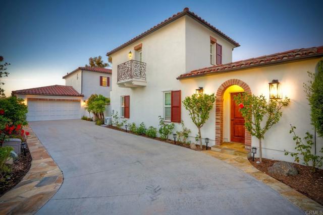 14317 Salida Del Sol, San Diego CA: https://media.crmls.org/mediaz/0e24c3f8-5f52-4be9-a66b-be98adbbb18d.jpg