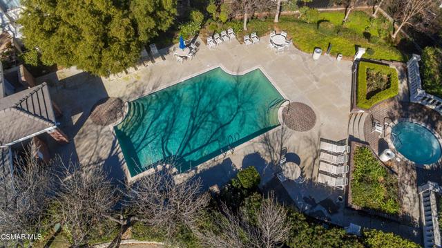 24632 Brighton Drive, Valencia CA: https://media.crmls.org/mediaz/0e24fc22-a315-4863-84a7-41a2a85605de.jpg