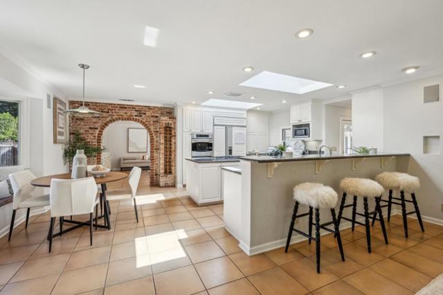 19661 Saratoga Los Gatos Road, Saratoga CA: https://media.crmls.org/mediaz/0e2667aa-8aec-43e0-9e9c-d6bfefc58dfe.jpg