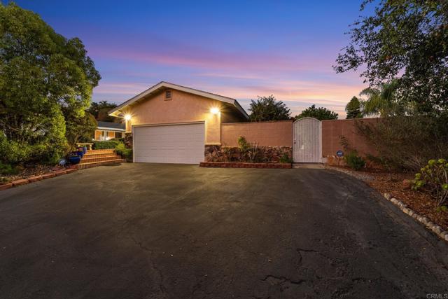 Detail Gallery Image 2 of 68 For 4029 Carpenter Ln, La Mesa,  CA 91941 - 3 Beds | 2 Baths