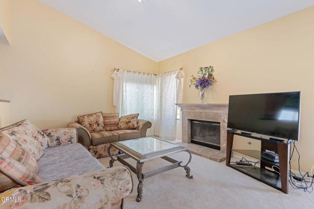 Detail Gallery Image 6 of 35 For 4078 Bending Oak Ct, Moorpark,  CA 93021 - 3 Beds | 2/1 Baths