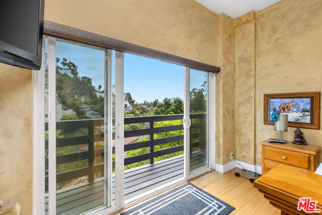 2350 San Marco Drive, Los Angeles CA: https://media.crmls.org/mediaz/0e275eaa-c114-4693-8dae-eb7eb19b9a23.jpg