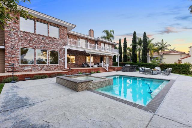 2610 Acuna Ct, Carlsbad CA: https://media.crmls.org/mediaz/0e27c22e-a352-416e-804f-6216aa96c6d7.jpg