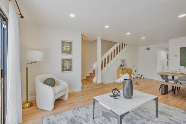 843 Juno Lane, Foster City CA: https://media.crmls.org/mediaz/0e27e1f6-2fab-4711-a668-058560ed90b5.jpg