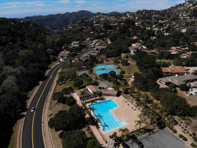 Detail Gallery Image 54 of 59 For 28444 Fallen Tree Ln, Escondido,  CA 92026 - 3 Beds | 2/1 Baths