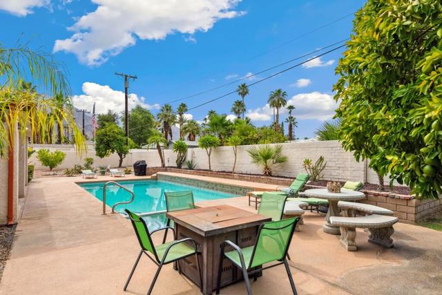 1366 E Verbena Drive, Palm Springs CA: https://media.crmls.org/mediaz/0e2a14cc-a3d8-4429-9cb7-70145634c001.jpg