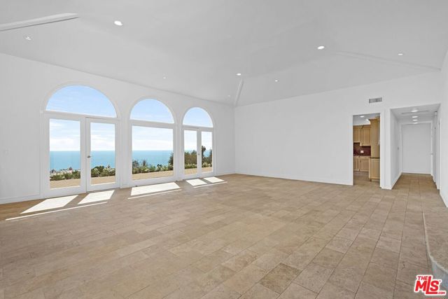 16910 West Sunset Boulevard photo 7
