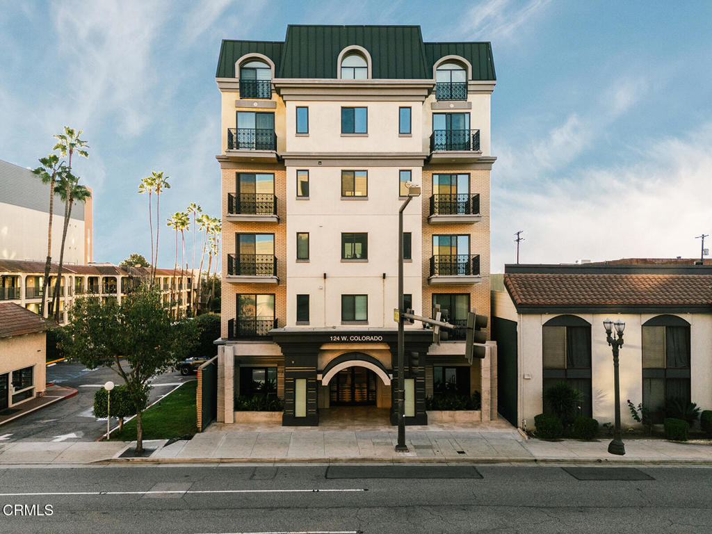 124 W Colorado Street #307