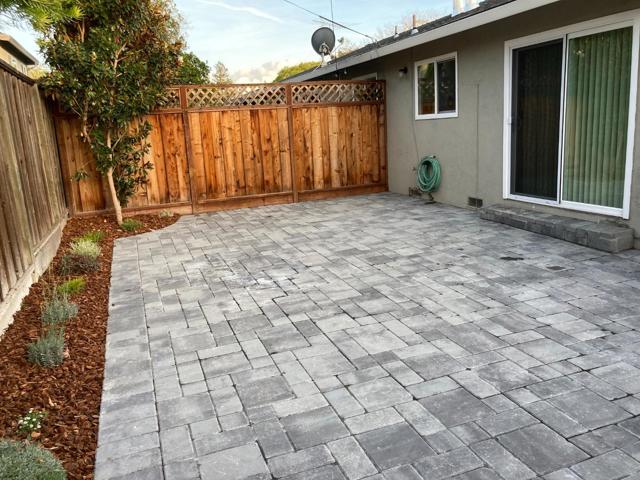 40934095 Alberstone Drive, San Jose CA: https://media.crmls.org/mediaz/0e2c0c30-8867-4e00-8ffa-69bd87967f1d.jpg