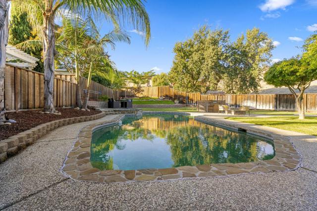 4945 Berkeland Court, San Jose CA: https://media.crmls.org/mediaz/0e2c13fa-f809-4734-8abf-55fda9636c8f.jpg