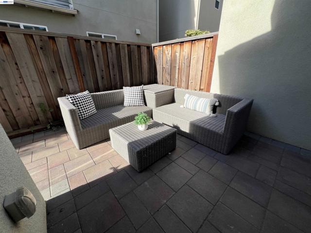 Image 31 of 44 For 8553 Schooner Way