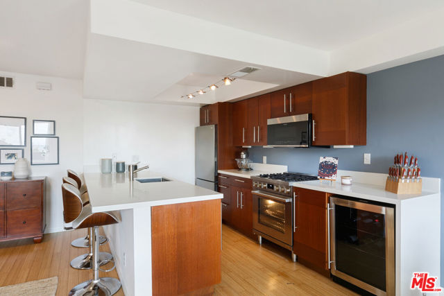 2700 E Cahuenga Boulevard, Los Angeles CA: https://media.crmls.org/mediaz/0e2df3e6-2b0e-4027-9a40-9c4869d3a1ec.jpg