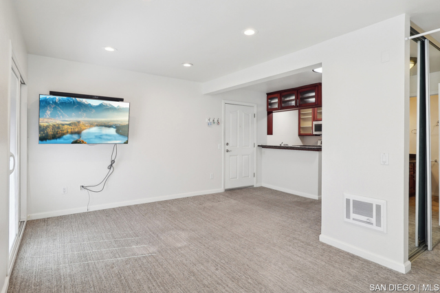 7787 Margerum AVE, San Diego CA: https://media.crmls.org/mediaz/0e2ecc5d-3657-4c1b-82e8-08a7e6b377f4.jpg