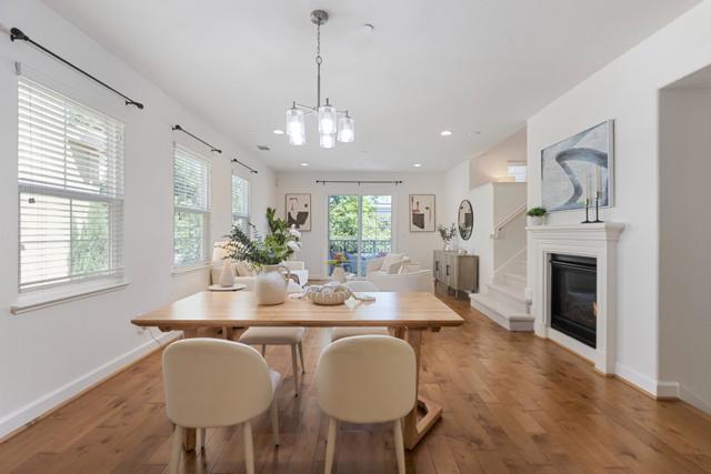 211 Okeefe Way, Mountain View CA: https://media.crmls.org/mediaz/0e2f038f-625b-4b0d-83e8-91135de45ac6.jpg