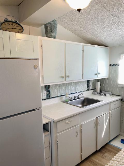 Image 2 of 17 For 1425 Madison Avenue 29