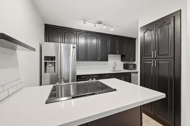 Detail Gallery Image 2 of 25 For 2360 Hosp Way #129,  Carlsbad,  CA 92008 - 2 Beds | 1 Baths