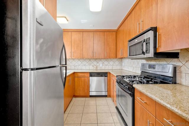 575 7Th St, Imperial Beach, California 91932, 3 Bedrooms Bedrooms, ,1 BathroomBathrooms,Condominium,For Sale,7Th St,240023003SD