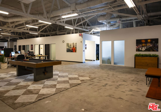  Commercial for Sale in Burbank, California