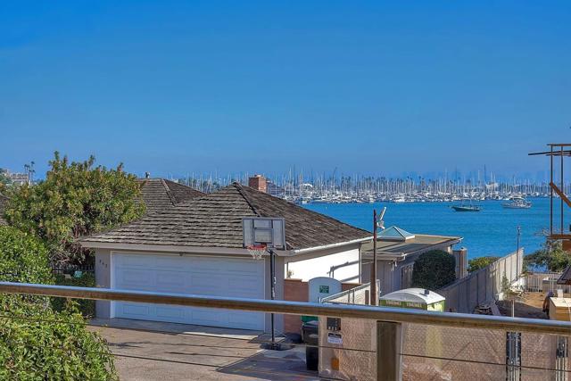 812 San Antonio Pl, San Diego CA: https://media.crmls.org/mediaz/0e31a00f-2608-4b91-8498-db5dbebe5cfb.jpg