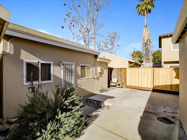 421 N 13th Street, San Jose CA: https://media.crmls.org/mediaz/0e32fe68-5a03-4855-8430-032daa5b6d54.jpg