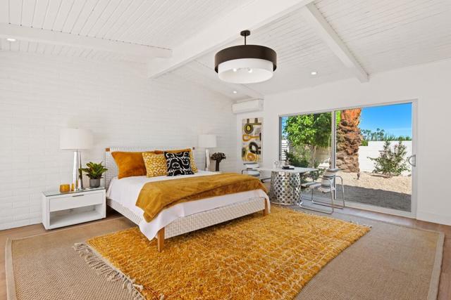 75493 Stardust Lane, Indian Wells CA: https://media.crmls.org/mediaz/0e3526a0-ef4d-4b49-9863-5bc767e8202a.jpg