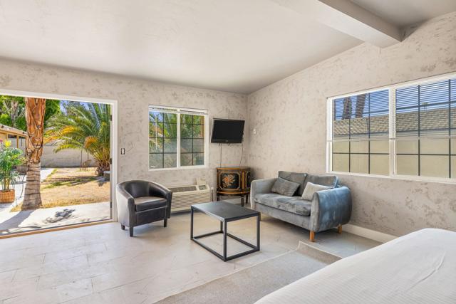 Image 40 of 67 For 526 Warm Sands Drive